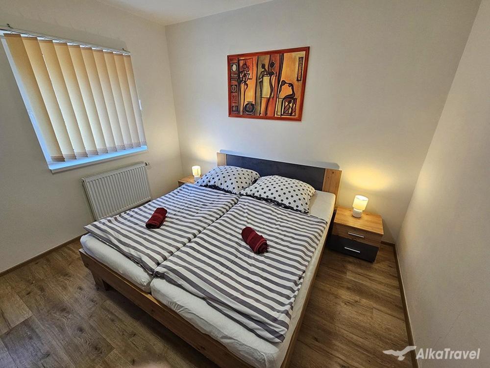 Moderni Apartman Horni Marsov - By Alka المظهر الخارجي الصورة